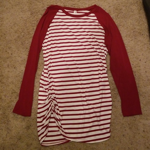 Top - Picture 2 of 2